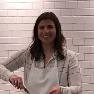 Meet your Posher, Jennifer